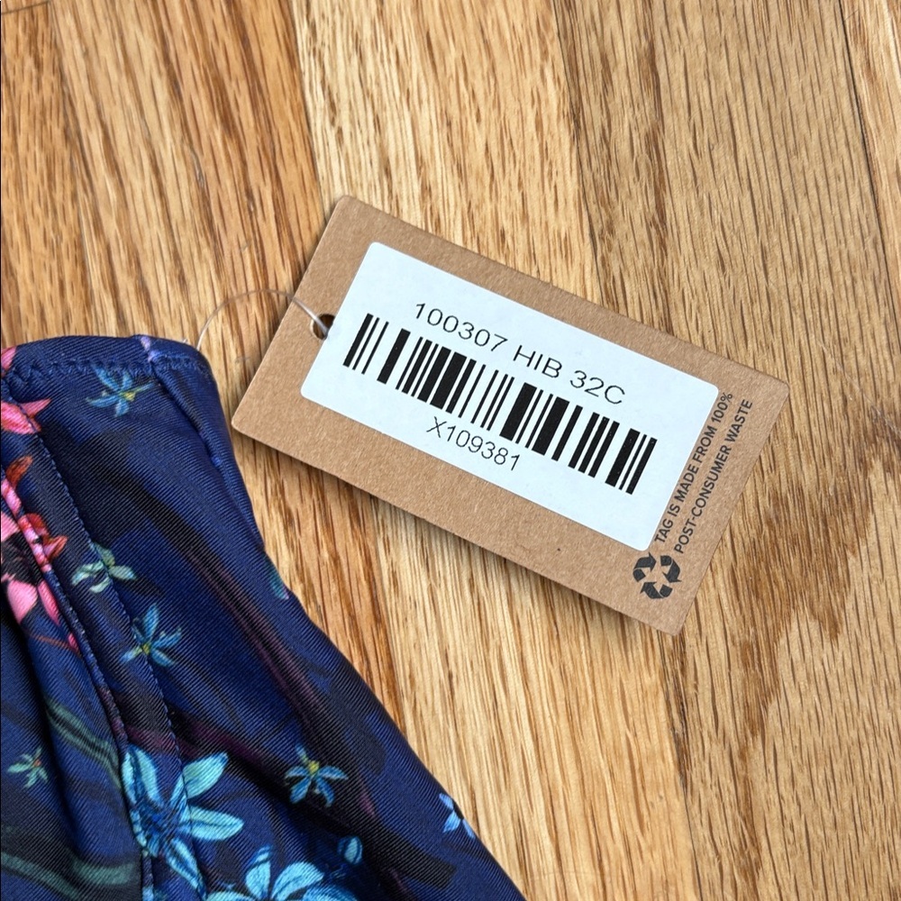 Title Nine 32C Floral bikini top - Navy and Pink swimsuit - Picture 3 of 6